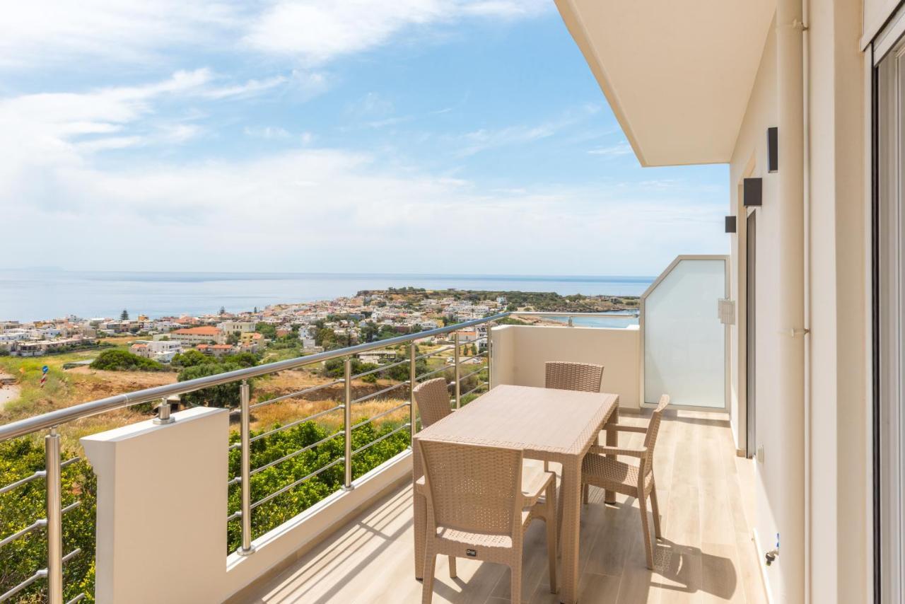 Allview Apartments Palaiochora Esterno foto